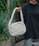 【FILA/フィラ × PEANUTS/ピーナッツ】フェイクファーショルダーバッグ