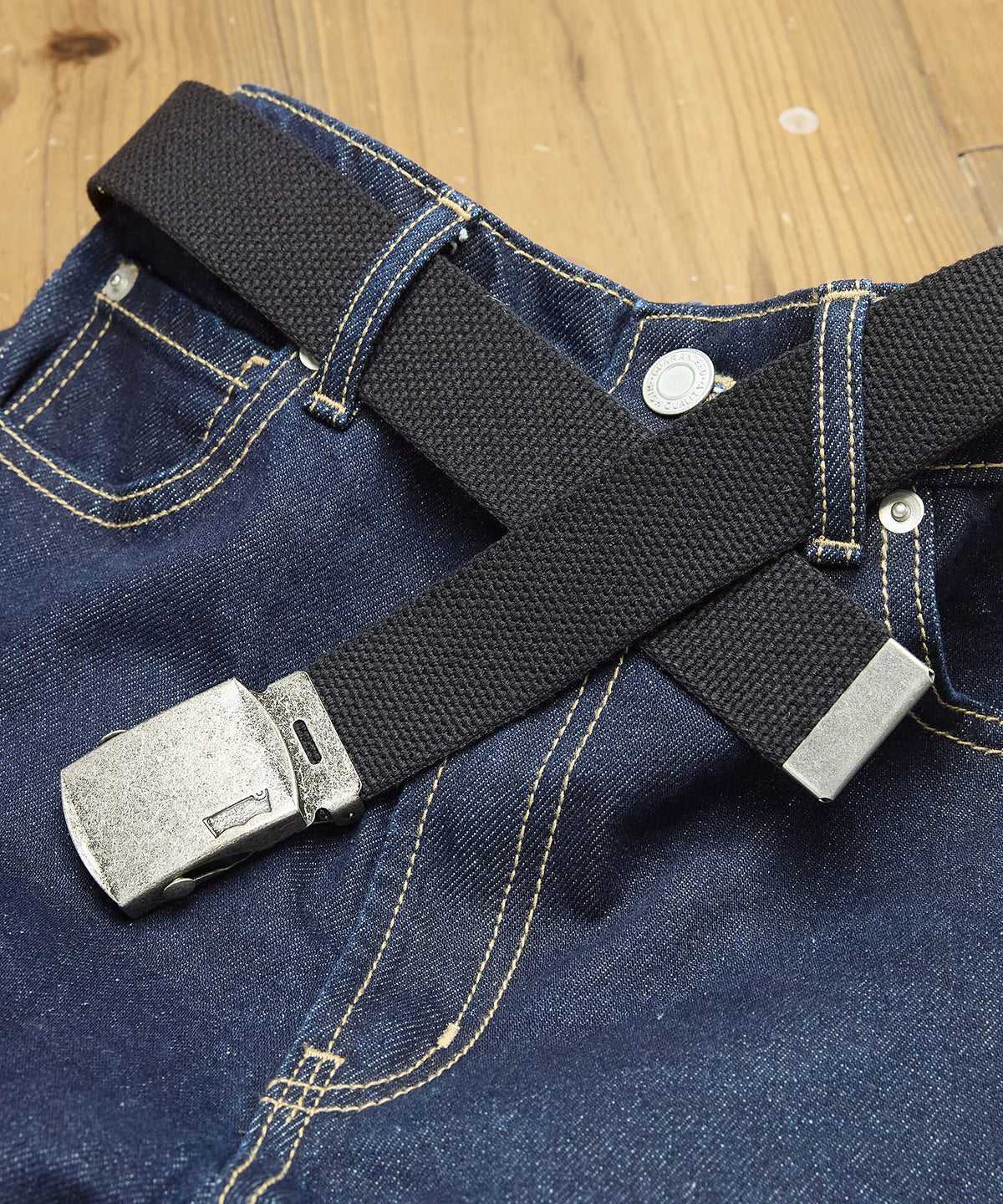 Levi's/リーバイス】シルバーバックルGIベルト