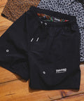 ナイロン総柄ショーツ THRASHER スラッシャー 水陸両用 水遊び ブラック ❘ジーンズメイト公式オンラインショップ