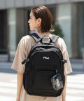 【FILA/フィラ】【大容量29L A4サイズ対応】クリアポーチ付きバックパック 通勤・通学 PCポケット 部活 韓国ファッション ストリート