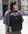 【FILA/フィラ】【大容量29L A4サイズ対応】クリアポーチ付きバックパック 通勤・通学 PCポケット 部活 韓国ファッション ストリート