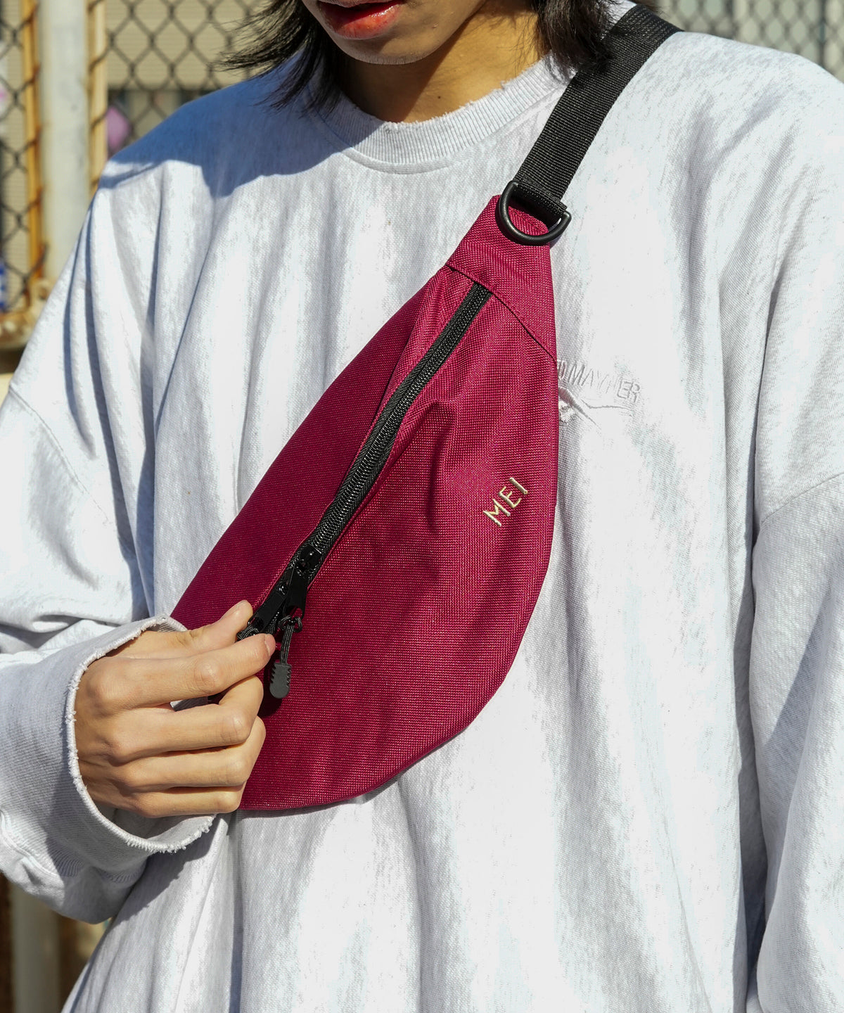 MEI / メイ】ロゴ刺繍 STANDARD MOON SHOULDER ムーンショルダー ユニ