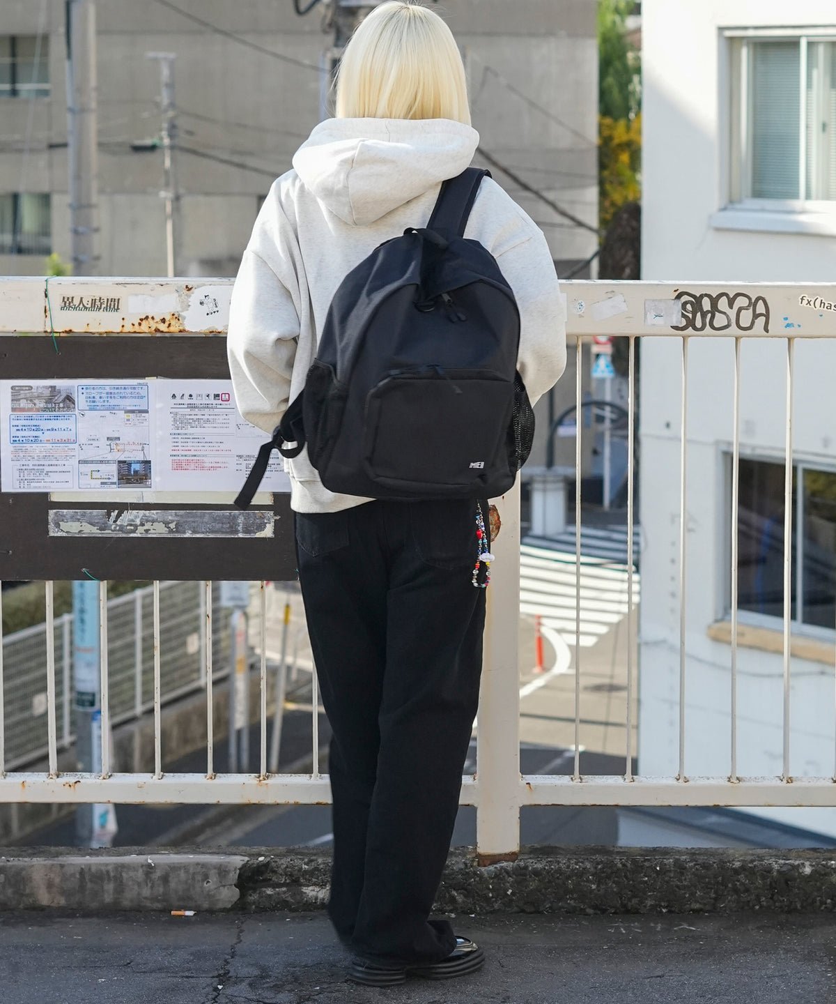 Mei(商品説明欄必読) MEI デイバック リュック 「MEI/メイ」ショルダー付ナップサック