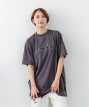 【C-FORTPOINT/フォートポイント】【動きやすいサイドスリット入り】フロントロゴ 刺繍チュニック ゆったりシルエット 体形カバー シンプル カジュアル