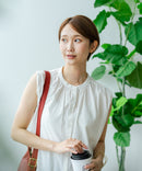 【C-FORTPOINT/フォートポイント】【綿100% 大人の魅力を引き立てる繊細な刺繍】刺繍切替 ノースリーブブラウス バンドカラー 透け感 涼やか 上品 華やか