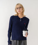 【U.S. POLO ASSN./ユーエスポロアッスン】【コンパクトすぎずルーズすぎない絶妙なサイズ感】ケーブルニットポロシャツ ケーブル編み 配色デザイン 柔らかい カジュアル きれいめ ❘ジーンズメイト公式オンラインショップ
