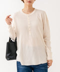 【HANES/ヘインズ】【長めの着丈は気になる腰周りをすっきりカバー】HANES Thermal for HER サーマルヘンリーロンＴ 長袖 無地 シンプル ドロップショルダー リングドット使い ヘムライン オフホワイト M ❘ジーンズメイト公式オンラインショップ