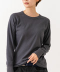 【HANES/ヘインズ】【洗うほどに肌に馴染む柔らかなコットン混素材】HANES Thermal for HER サーマルクルーロンＴ 無地 シンプル すっきりシルエット ラグランスリーブ ヘムライン タグレス仕様 チャコールグレー M ❘ジーンズメイト公式オンラインショップ