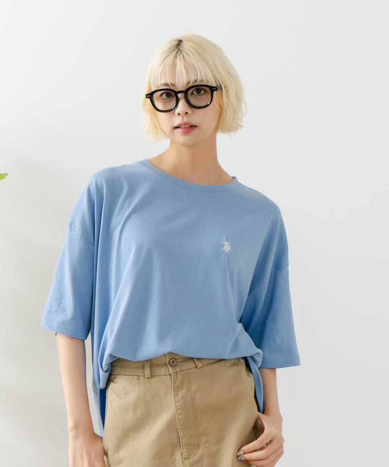 ブランドロゴワンポイント刺繍ラウンドヘムTシャツ【U.S. POLO ASSN./ユーエスポロアッスン】