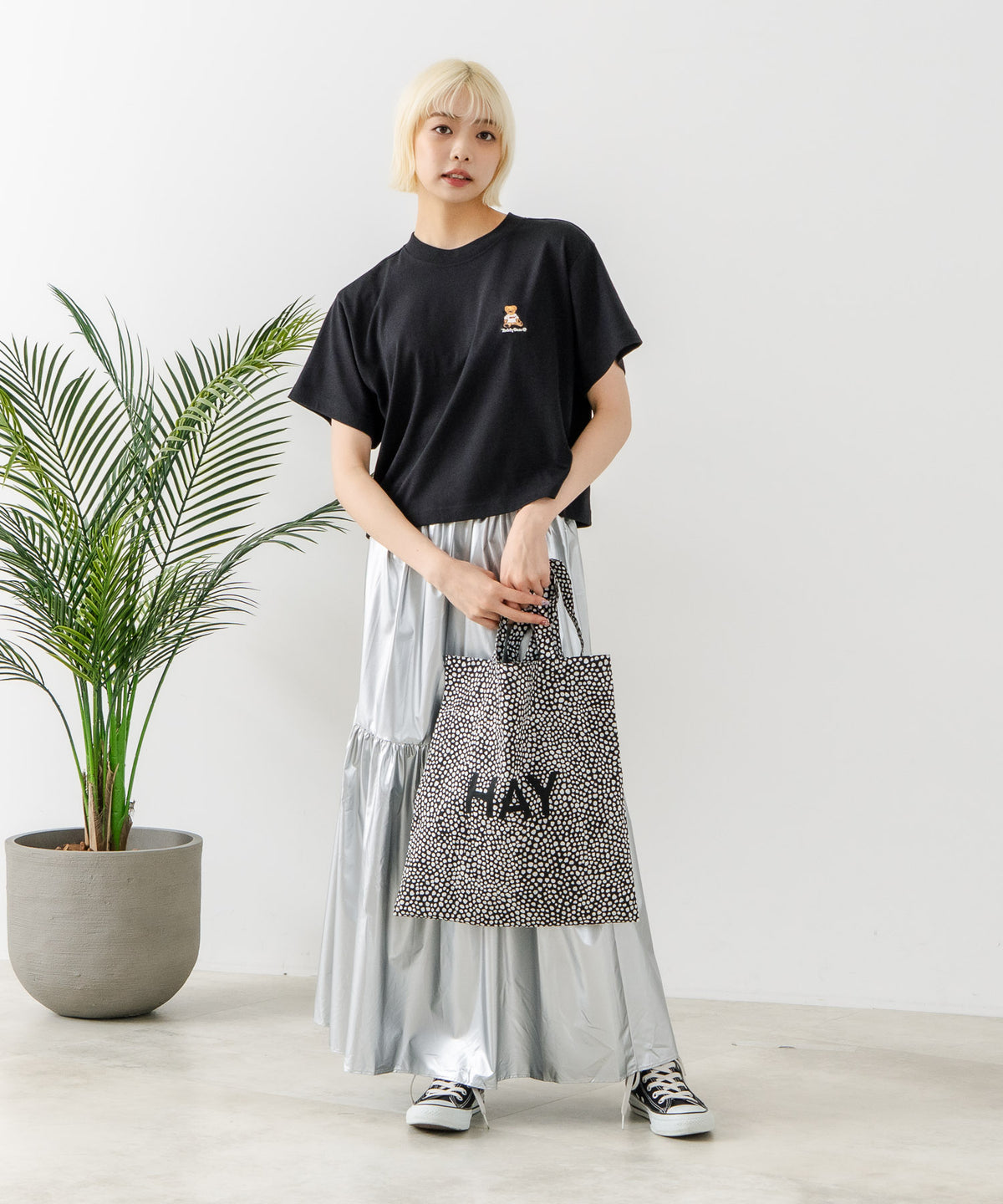 クロップド丈 ワンポイント刺繍Tシャツ【TeddyBear/テディベア】