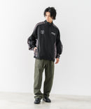 【BRKNHOME/ブロークンホーム】【身幅ゆったり ストレスフリーな着心地】袖総柄ライン 切り替え ナイロンジャケット ノームコア オーバーサイズ スタンドネック ビッグシルエット メンズライク ストリート ユニセックス