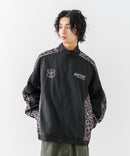 【BRKNHOME/ブロークンホーム】【身幅ゆったり ストレスフリーな着心地】袖総柄ライン 切り替え ナイロンジャケット ノームコア オーバーサイズ スタンドネック ビッグシルエット メンズライク ストリート ユニセックス