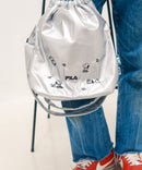 フロント刺繍 ドローストリングショルダーバッグ【FILA/フィラ × PEANUTS/ピーナッツ】