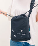 フロント刺繍 ドローストリングショルダーバッグ【FILA/フィラ × PEANUTS/ピーナッツ】