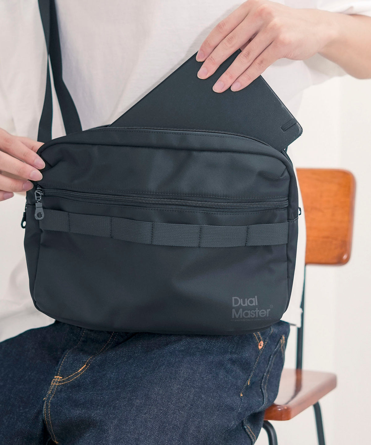 スクエアショルダーバッグ【Dual Master/デュアルマスター】