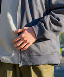 フェイク スエード ワンポイント刺繍 フルジップブルゾン UNIIT