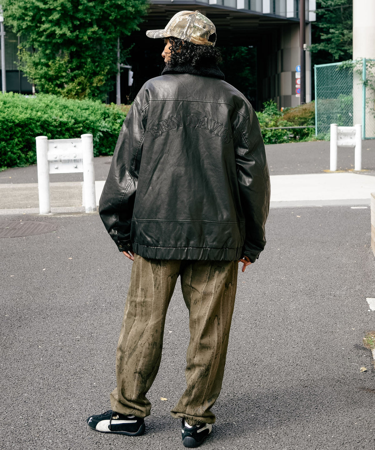 BEN DAVIS/ベンデイビス】ヴィンテージ加工 衿ボア レザーライク
