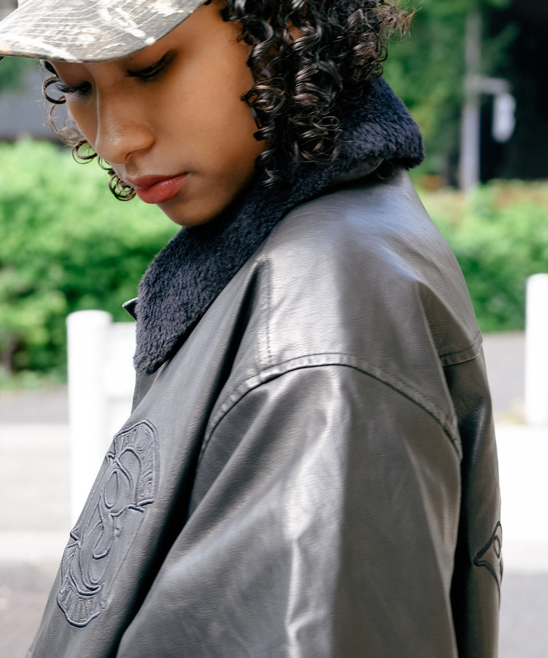 【BEN DAVIS/ベンデイビス】ヴィンテージ加工 衿ボア レザーライクジャケット 中綿 防寒 古着加工