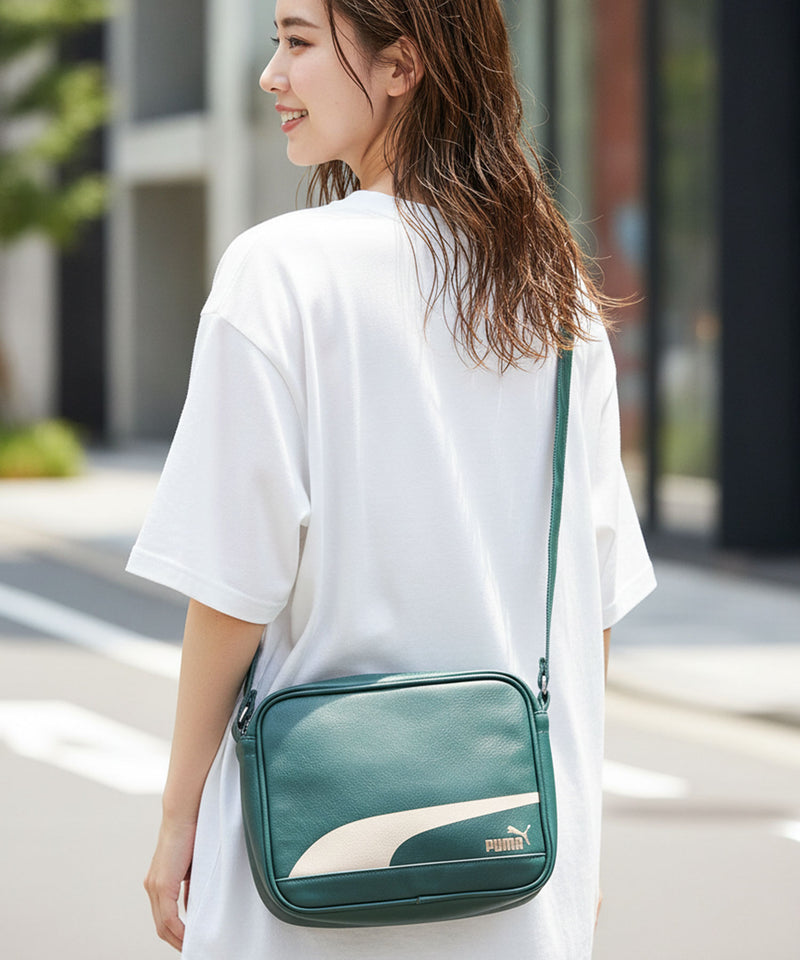 PUMA/プーマ】【容量4L 高見えPUレザー】ビンテージPUショルダーバッグ
