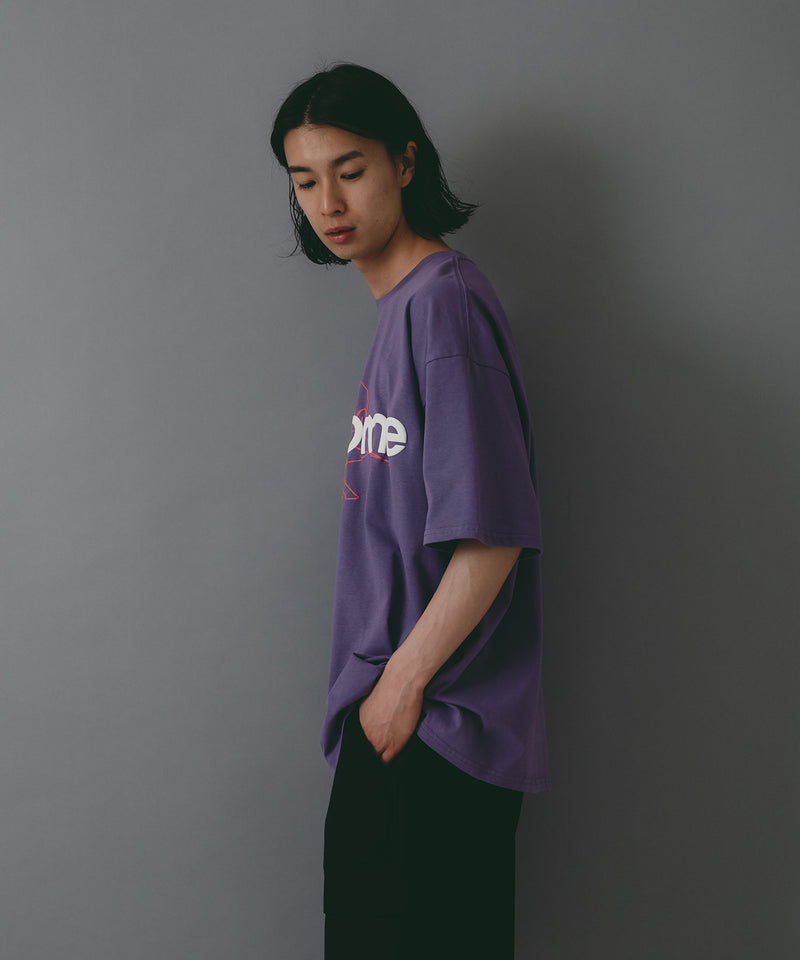 【brknhome/ブロークンホーム】 発泡プリントロゴ オーバーサイズ Tシャツ