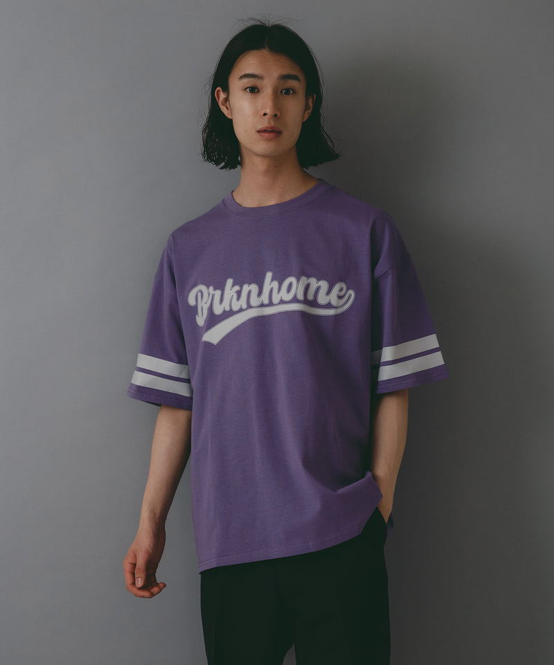 【brknhome/ブロークンホーム】袖ライン ベースボールロゴ Tシャツ