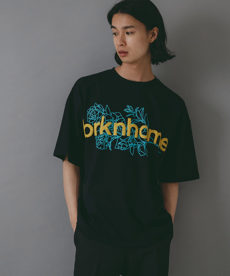 【brknhome/ブロークンホーム】 発泡プリントロゴ オーバーサイズ Tシャツ