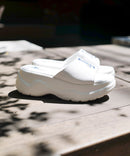 厚底サンダル【MLB/エムエルビー】