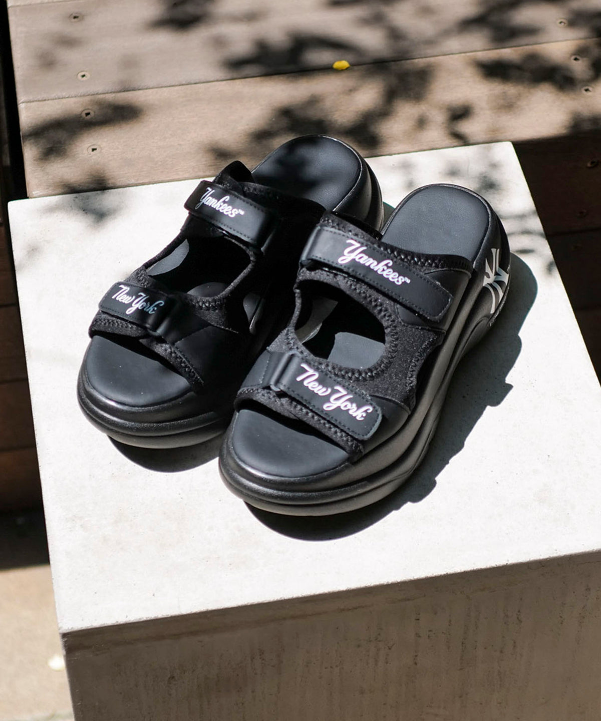 厚底スポーツサンダル【MLB/エムエルビー】