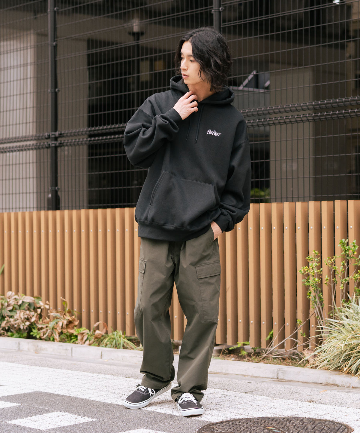 BEN DAVIS/ベンデイビス】ワンポイントキモウフーディー