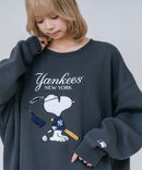 【PEANUTS/ピーナッツ】【ユニセックスデザインでリンクコーデにも◎】MLB×PEANUTS 裏起毛トレーナー 保温 キャラクター ドジャース ヤンキース パイレーツ