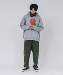 【はらぺこあおむし/The Very Hungry Caterpillar】【ユニセックスデザインでリンクコーデにも◎】裏起毛プルオーバーパーカー フーディ 保温 エリック・カール 絵本 キャラクター グッズ