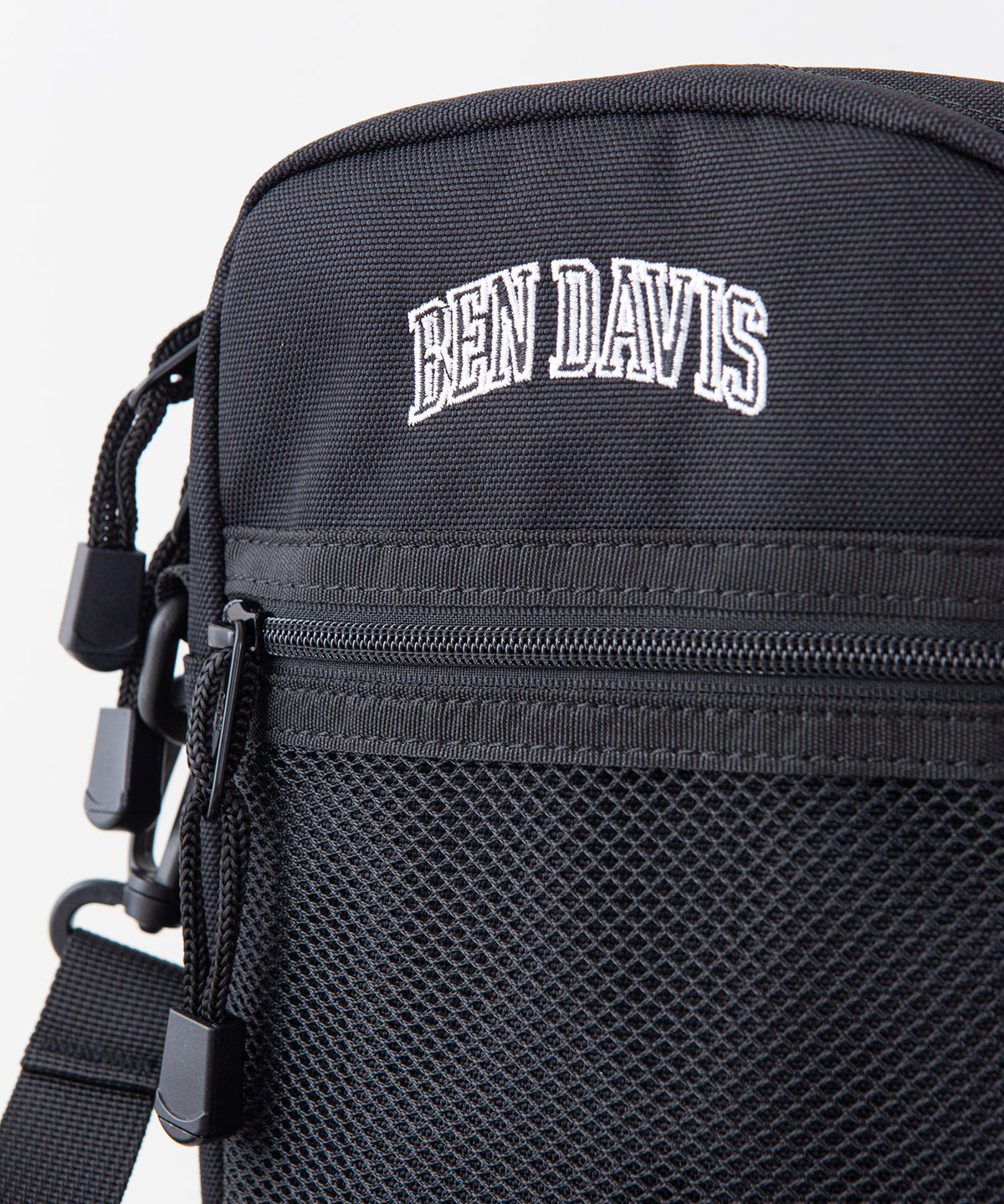 スクエア ショルダー バッグ 【BEN AVIS/ベンデイビス】 BDW-9235